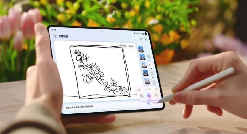 Itt az első foldable, ami kinyitva tényleg egy tablet