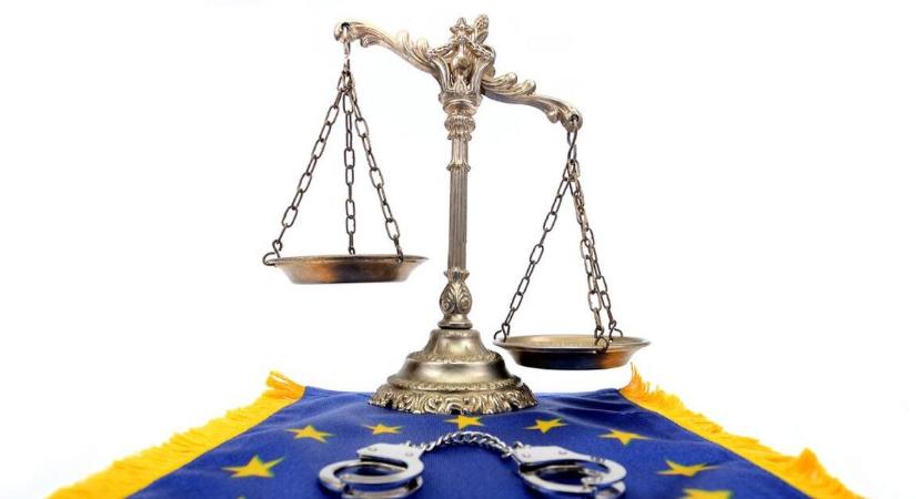 Jogsértő a gyerekvédelmi törvény az EUB szerint