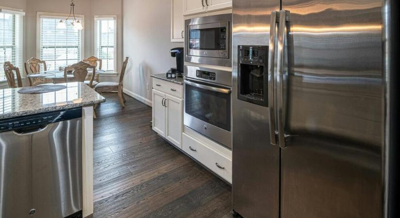 Halmozunk, de nem hasznosítunk újra: a magyarok fele csak pénzért válna meg régi eszközeitől