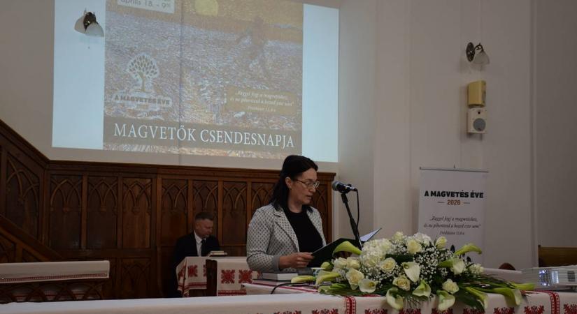 Magvetők csendesnapja Beregszászon - „Egy lélekért se érjen vádja téged…”