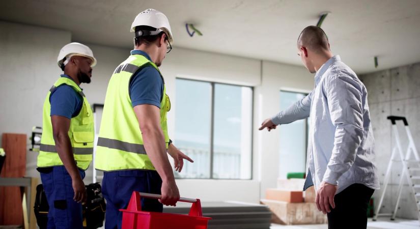 Nincs több pénz: teljesen felfüggesztik Magyarországon ezt a népszerű otthonfelújítási programot