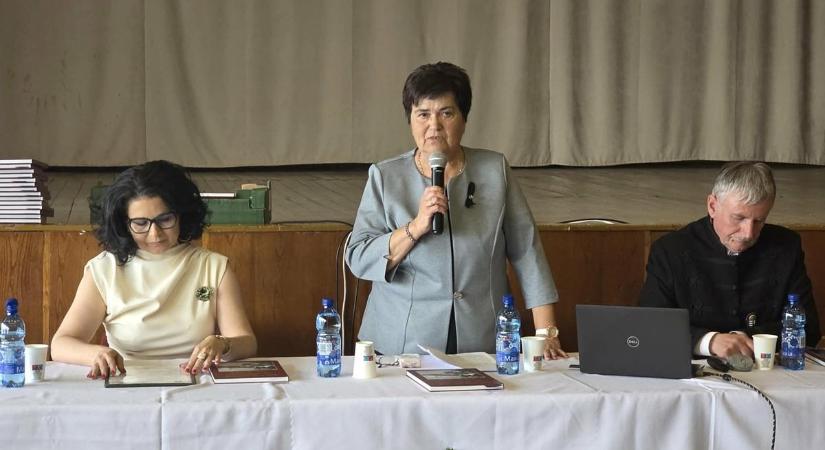 Egy hiánypótló kiadvány megszületése Bényben