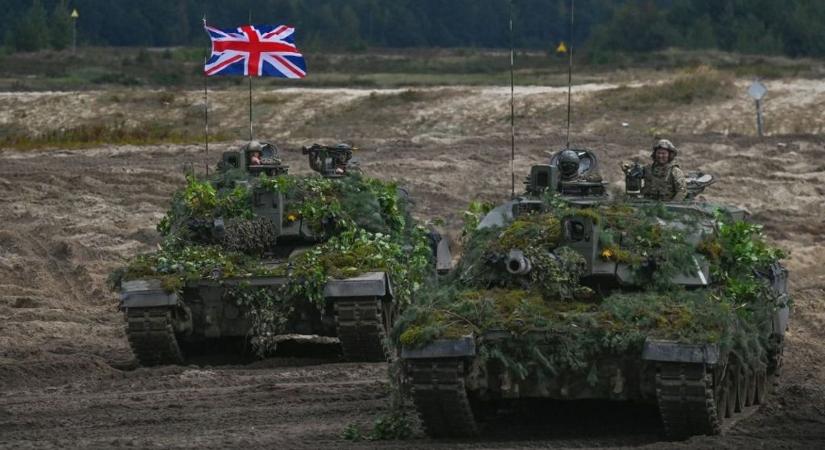 Ettől Putyin is elszörnyed, bevetik a győzhetetlen tankot: a britek szerint az első, amely a drónokat is kivédi