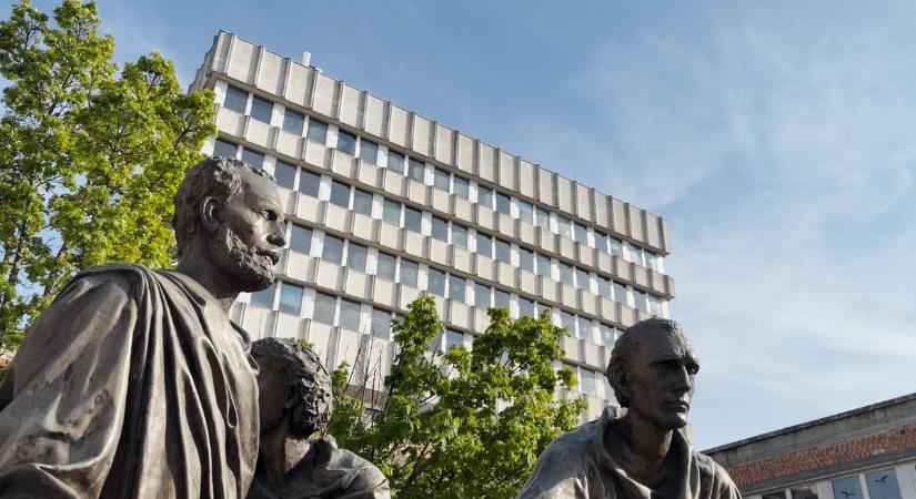 Azbeszt-ügy Szombathelyen: percről percre frissülő cikkünkben közvetítjük a rendkívüli közgyűlést