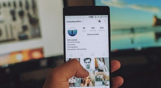 Mobilnet vagy vezetékes internet? Meglepő eredményt hozott az NMHH kutatása