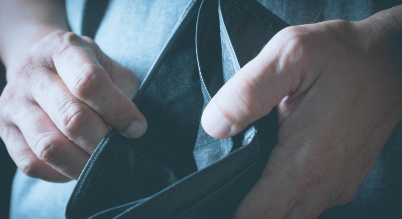 Őseink szigorúan tiltották: Ez a hétköznapi reggeli szokás a szegénységed valódi oka