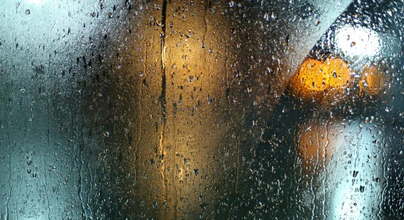 Figyelmeztetést adtak ki a gyorsan romló időjárás miatt