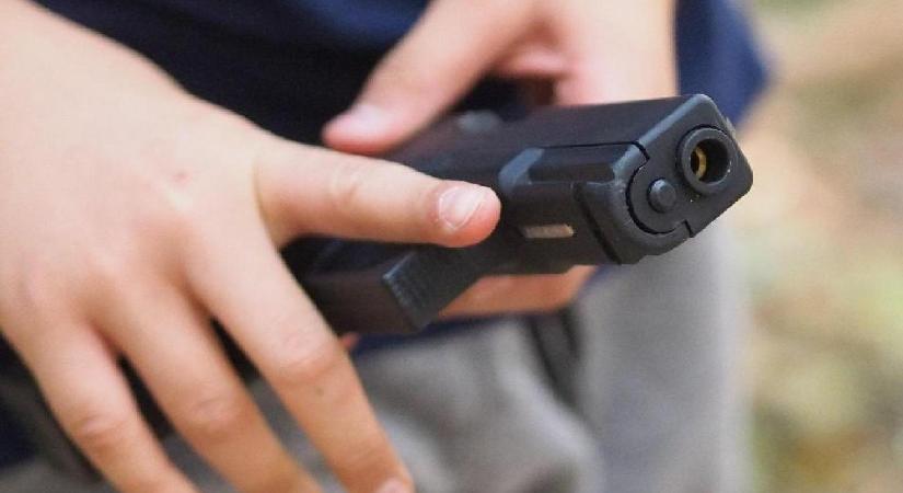 Gázpisztollyal sebesítette meg a barátját egy iskolás Csernyihiv megyében – Nemzeti Rendőrség