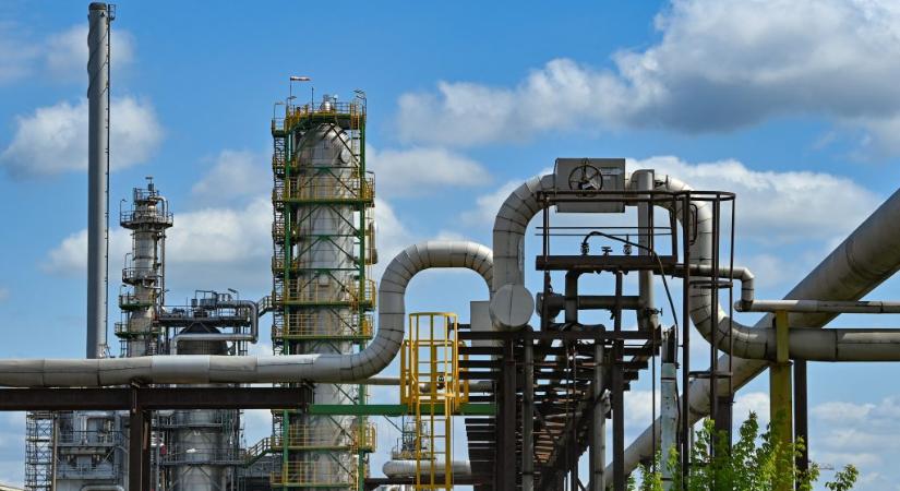 Ukrán dróncsapás érte a Barátság kőolajvezeték egyik szivattyúállomását