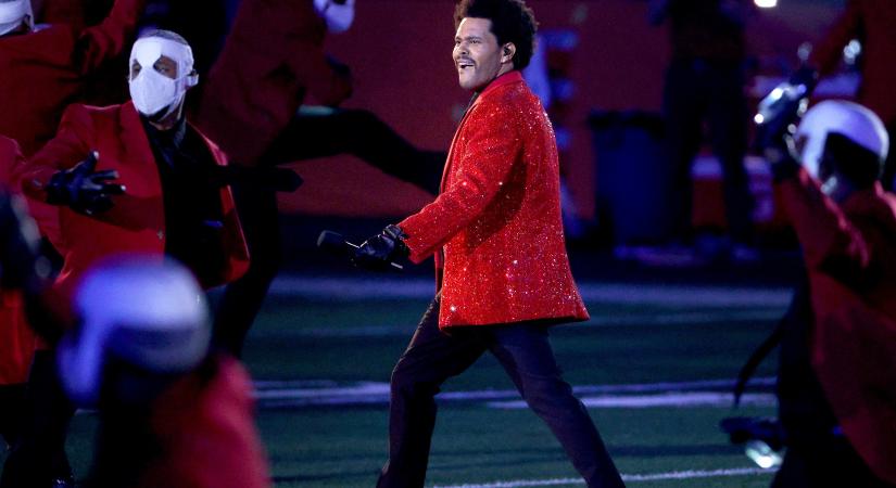 The Weeknd odatette magát a Super Bowl Halftime Show-jában
