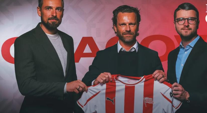 Bennmaradásért harcoló klubnál bizonyíthat az Újpest volt vezetőedzője