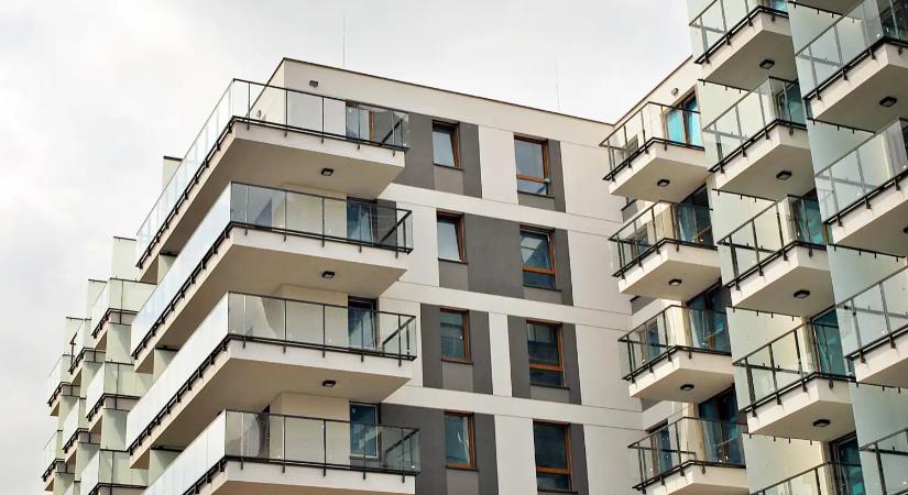 Választási ingatlanláz: Megrohanták a magyar lakáspiacot az USA-ból és Svájcból