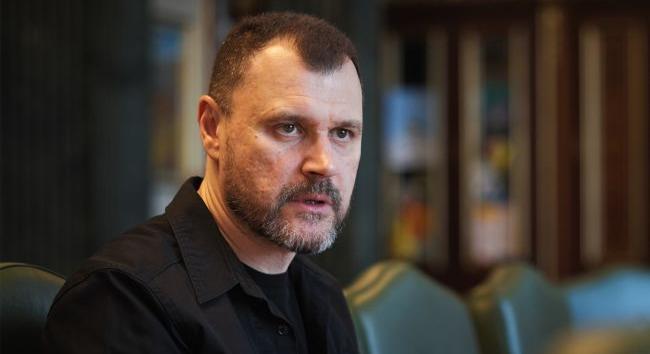 Klimenko: nagy szégyent hoztak a kijevi lövöldöző elől elmenekült járőrök a rendőrségre