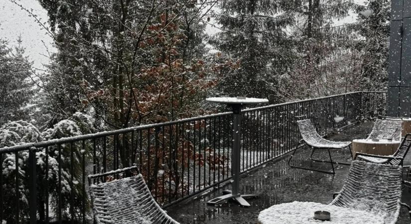 Visszatért a tél Erdélybe: Brassótól Máramarosig havazik