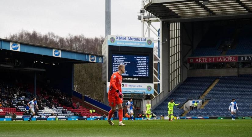 Rossi válogatott kapusának egy e-mail változtatta meg az életét