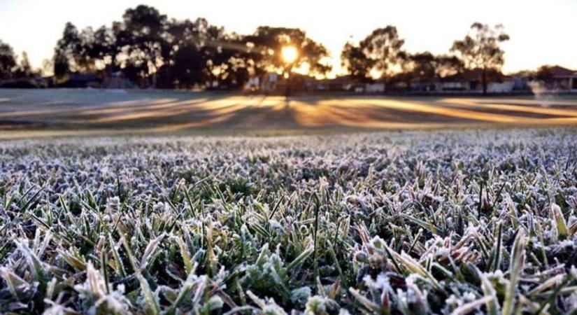 Talaj menti fagyokat jósolnak: mutatjuk, hol lesz a leghidegebb a hajnal