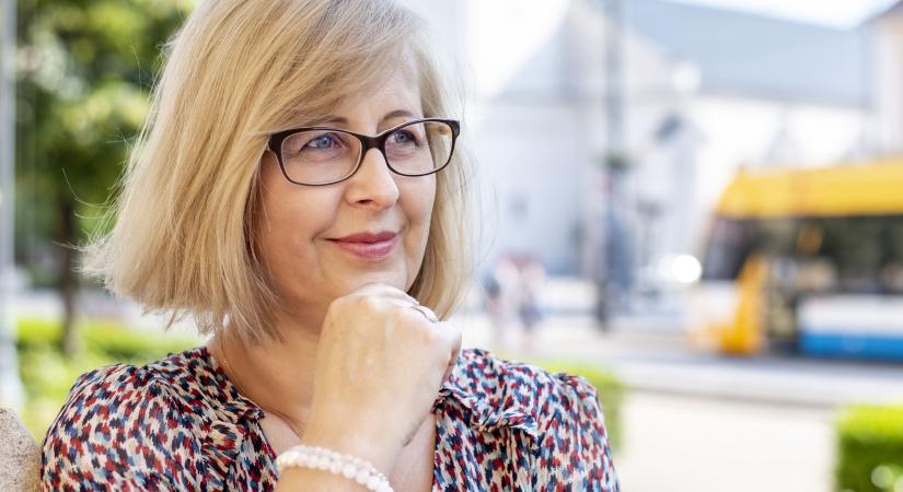 Debrecen utcáin kelnek életre az elfeledett sorsok