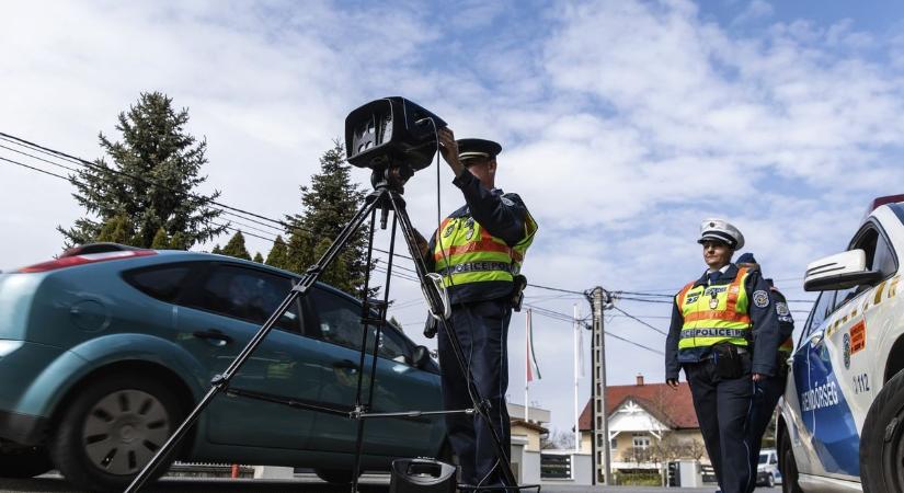 Hihetetlen számok: tízezrek szegték meg a sebességhatárokat pár nap alatt
