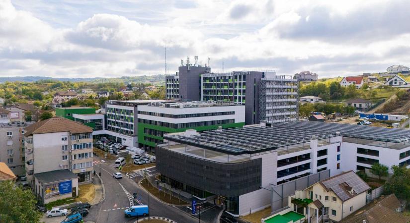 Kiugrott a váradi kórház második emeletéről egy férfi