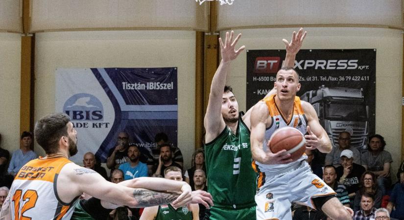 Söpréssel jutott a négy közé a BasketBaja