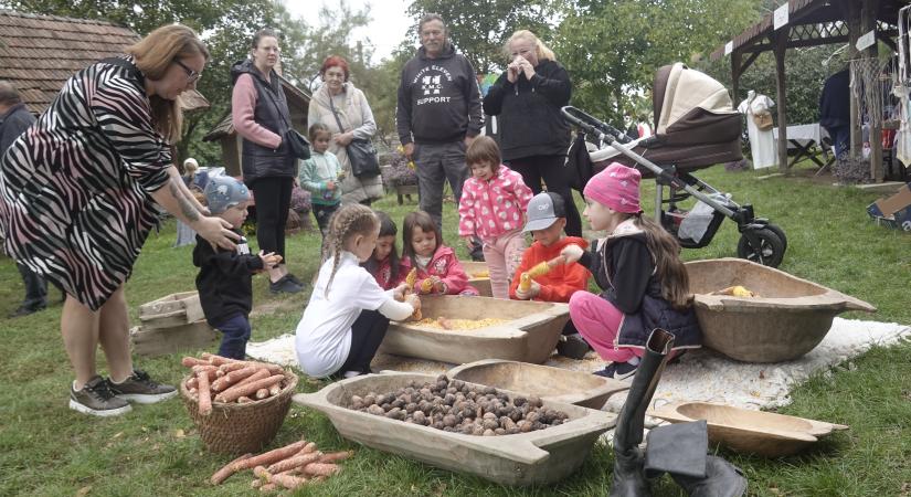 Hagyományból építenek közösséget Bakonszegen
