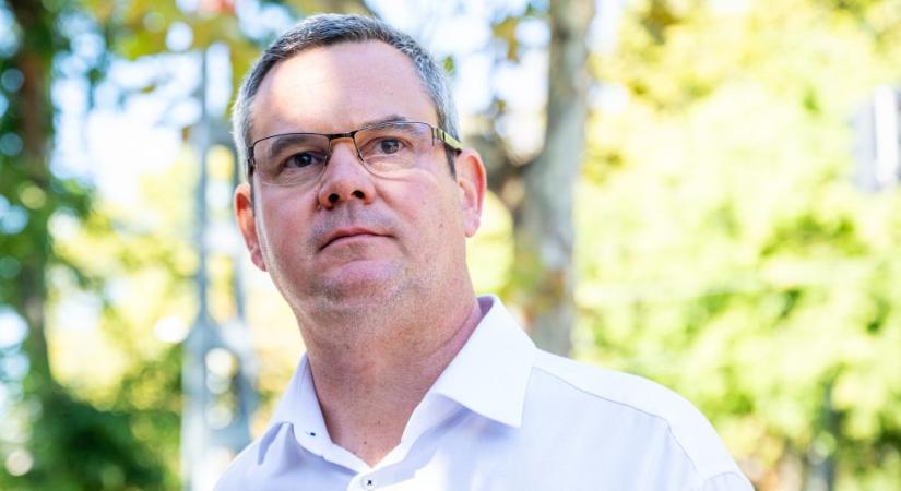 „Anyádban!” – válaszolta Takács Péter arra, hol van a nyolcmilliárd