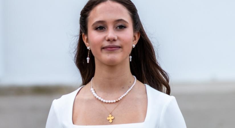 Még Katalin lányát, Saroltát is túlszárnyalja a 15 éves dán hercegnő: Jozefina évről évre egyre szebb