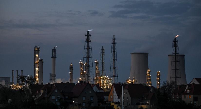 Hatalmas gyomros Németországnak: Oroszország leállíthatja a kazah olajszállításokat