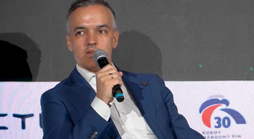 Az Újpest elnöke megszólalt az új stadionról és a választás utáni helyzetről: "Nem állami pénzből épül"