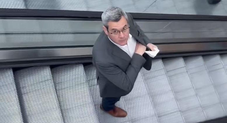 Elkapták Takács Pétert egy bevásárlóközpontban!