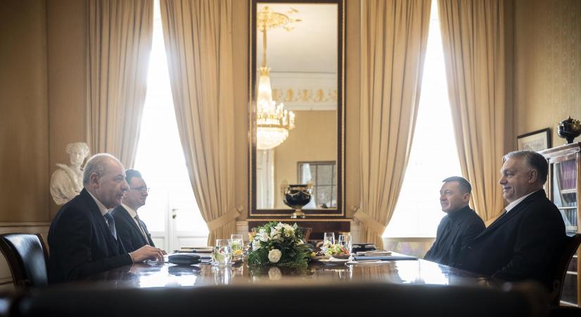 A Fidesz hirtelen elkezdett aggódni a jogállamiságért, petícióban áll ki Sulyok Tamás mellett