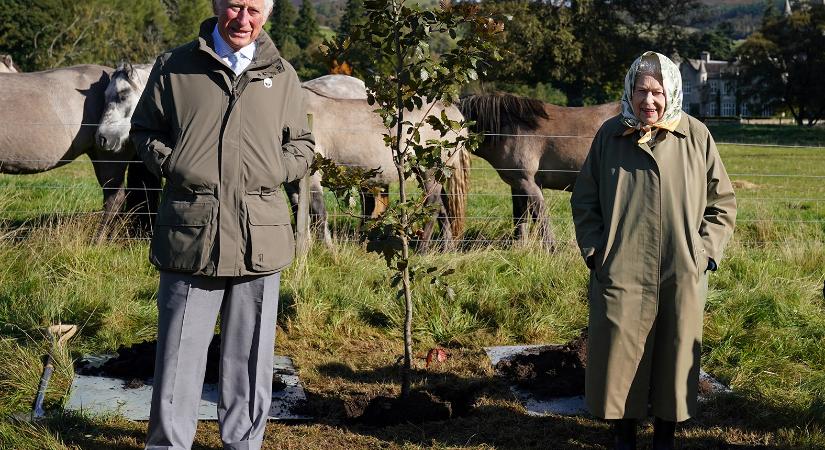 Kevés ölelés, annál több példamutatás – II. Erzsébet királynő egyik legfontosabb öröksége a fia