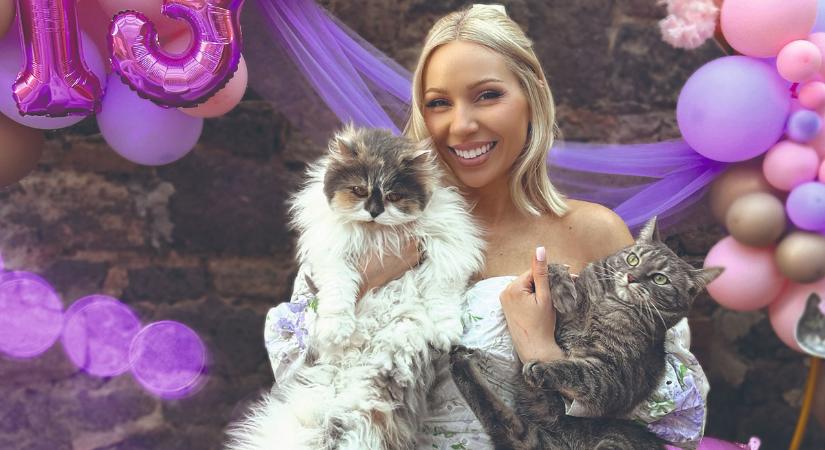 Hűha: Miss Mood elárulta, kivel alszik egy ágyban, és nem a barátja az!