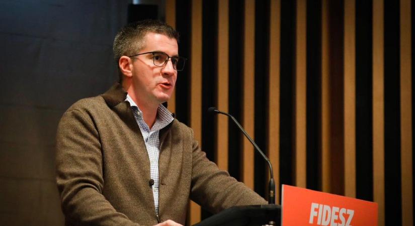 Kocsis Máté: a bejutott fideszesek többségét le kell cserélni