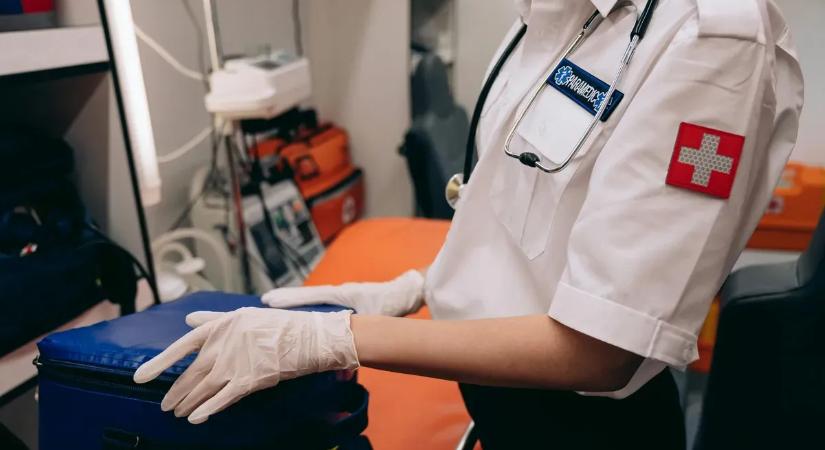 Kórház ablakából vetette magát a mélybe egy idős férfi