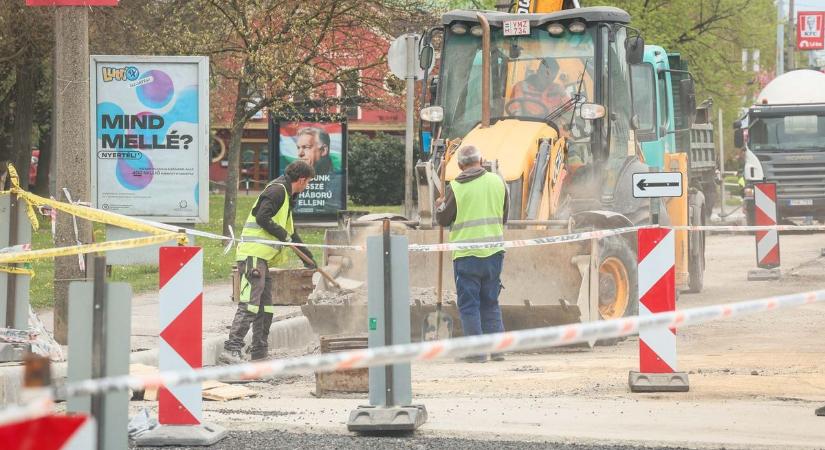 Csúszhat a 25-ös felújítása Egerben