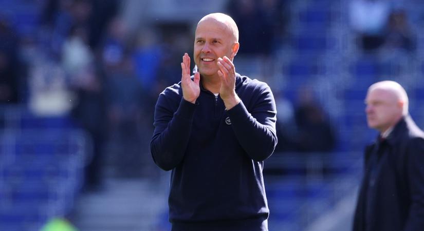 Váratlan döntést hozott a Liverpool Arne Slot jövőjéről