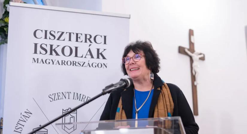 Belső lázadó, keménykezű vezető, jó szakember a Tisza lehetséges oktatási minisztere, akit szétszedett az internet