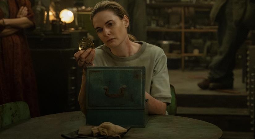 A premierdátummal együtt befutott A Siló 3. évadának első előzetese, ami visszatekeri az időt, mert "meg kell értenünk, hogyan kezdődött ez az egész"