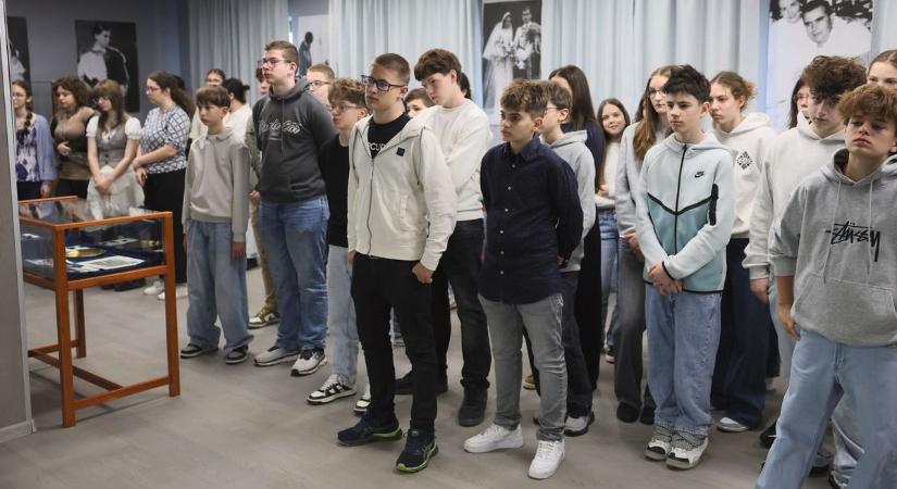 Lenyűgöző csodák érkeztek a japán világkiállításról Nyíregyházára (fotókkal, videóval)