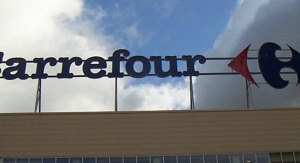 Eladja törökországi érdekeltségét a Carrefour