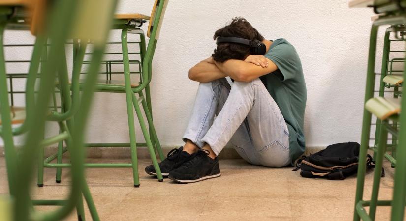 Vérző gyerekek, tehetetlen szülők: a pécsi Árpád fejedelem iskola kálváriája