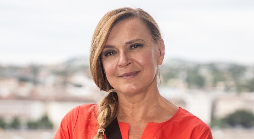 „Egy néni eltüzelte a könyveimet, mert árulónak gondol” – Megszólalt Borbás Marcsi a botrány közepén