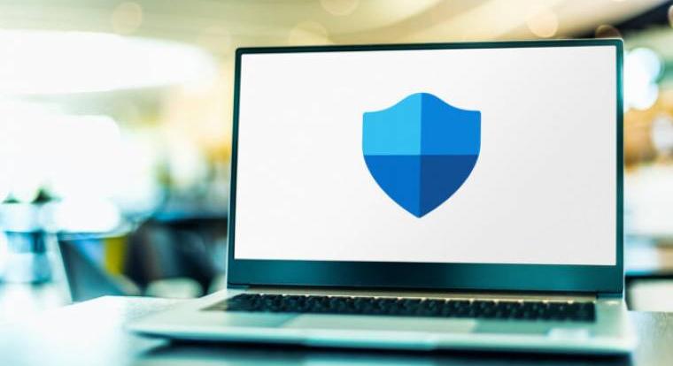 A Microsoft szerint elég a Defender, nem kell külső vírusirtó
