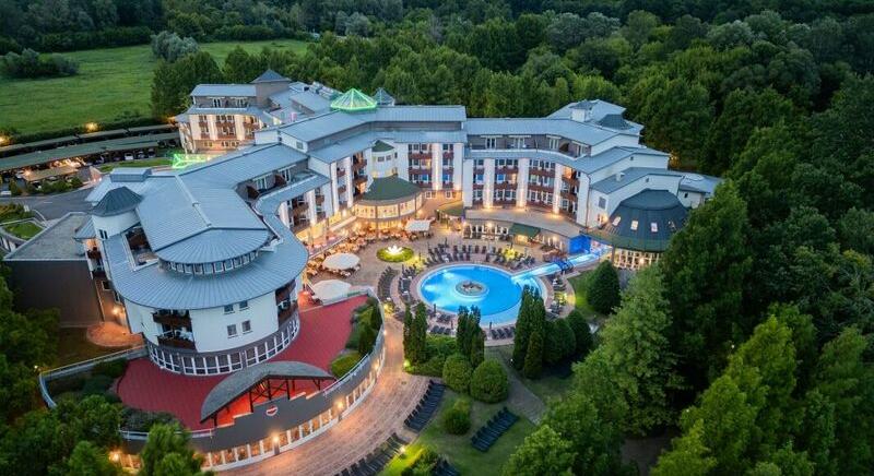 Lotus Therme Hotel & Spa*****, Hévíz