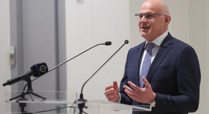 Bizalmi szavazást kért maga ellen a kajakszövetség elnöke, a leköszönő kormány helyettes államtitkára