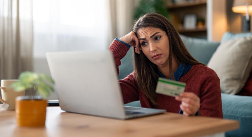 Leállás jön az egyik nagy banknál, számos szolgáltatás elérhetetlen lesz