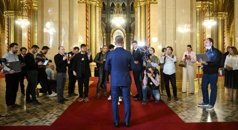 „Akik eddig a propaganda működtetését végezték, eltűnnek a háttérből” – mi vár a közmédiára, és mit várhatunk tőle?