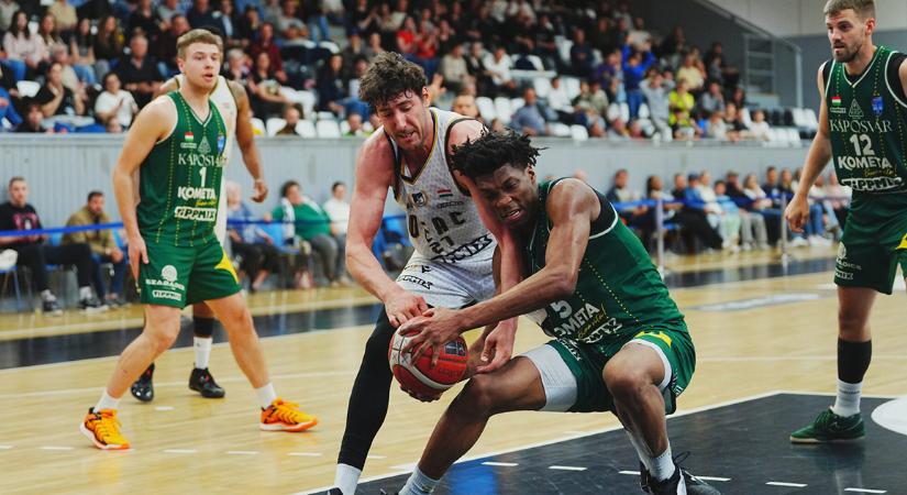 Triplákkal mentették meg a győzelmet a DEAC férfi kosarasai