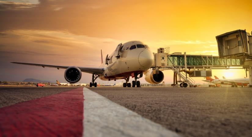 Még nincs összeomlás, de már recseg a rendszer – Kerozinválságba süllyedhet Európa